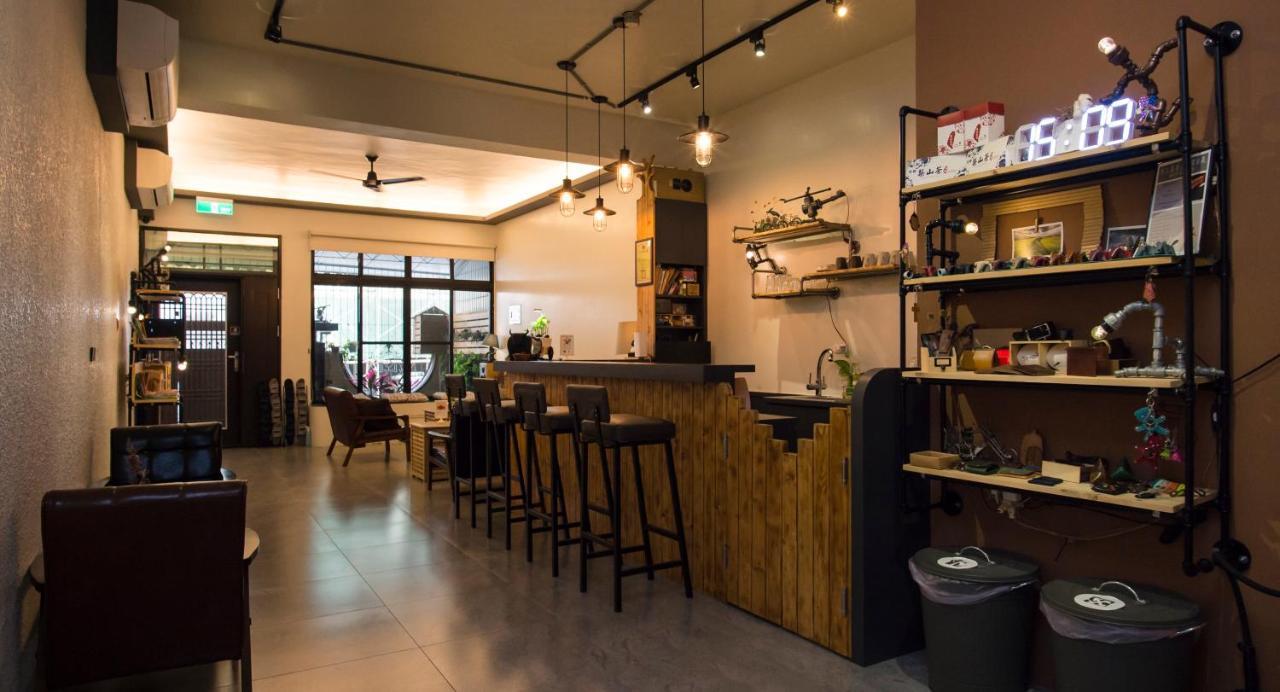 Apartamento Iron St. House Tainan Exterior foto
