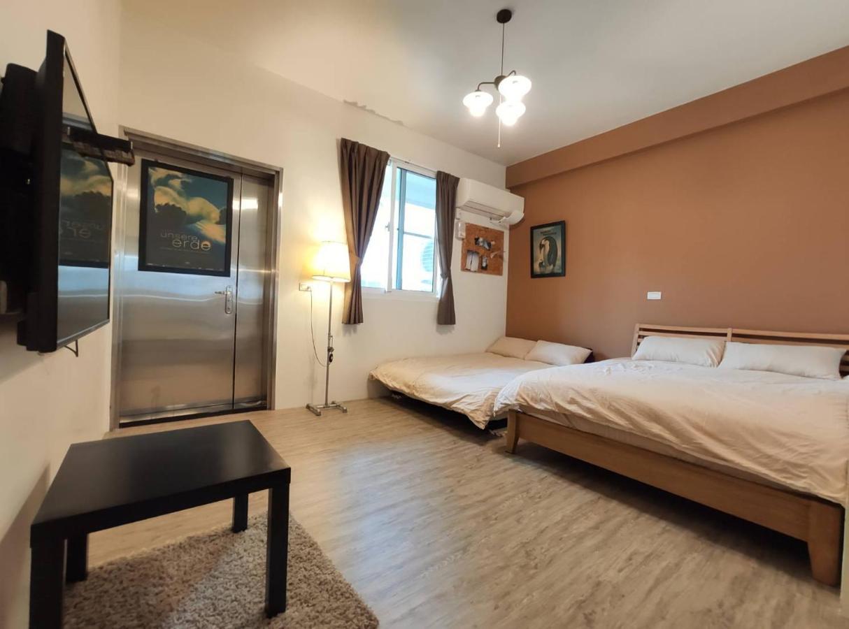 Apartamento Iron St. House Tainan Exterior foto